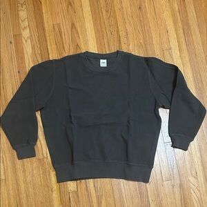 Zara Dark Gray Crewneck Sweater
